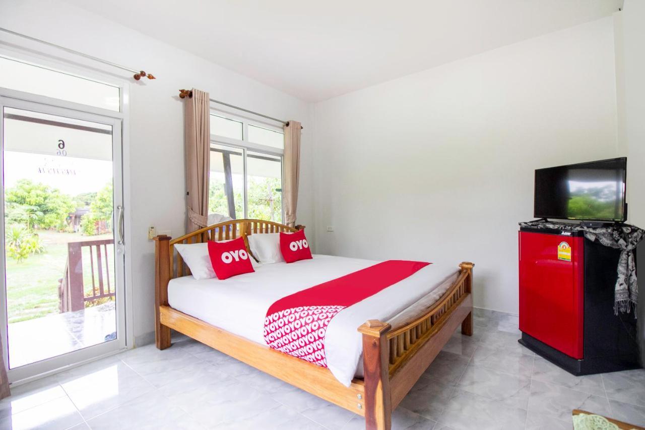 Oyo 999 Baan Pak Rom Ruen Hotel HHQ Eksteriør billede